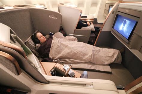 singapore airlines business class boeing 777-300er|Singapore Airlines 777 Business Class: A Pleasure To Fly.